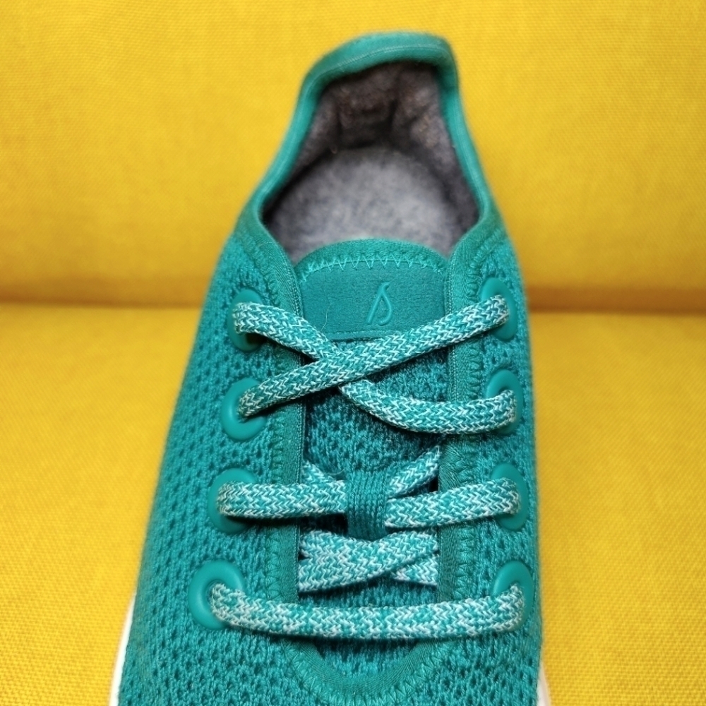 Allbirds Tree Runners Green Lightweight Sneakers Women’s Shoes Size 6 — image 4 of 8